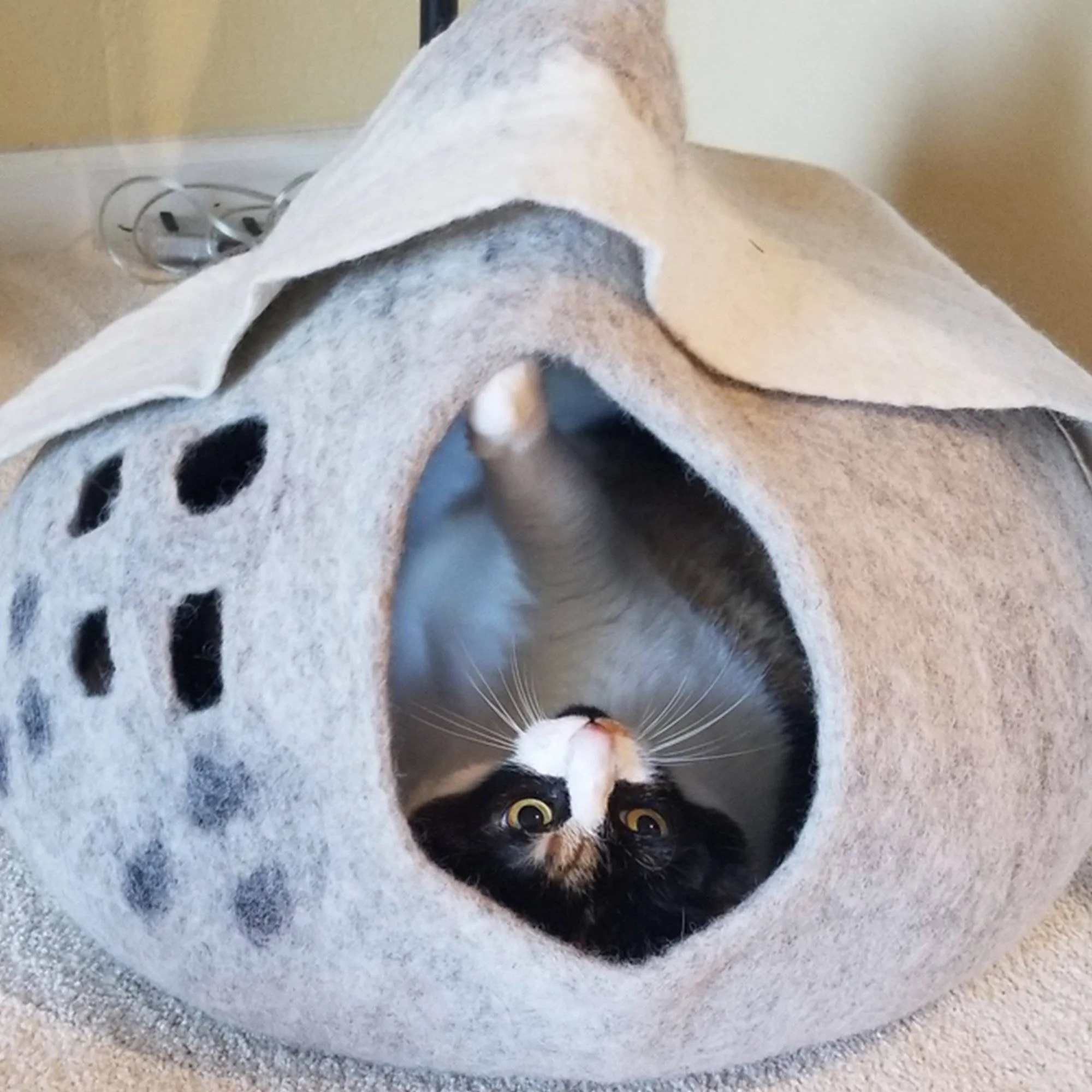3D Fairy House Cat Cave