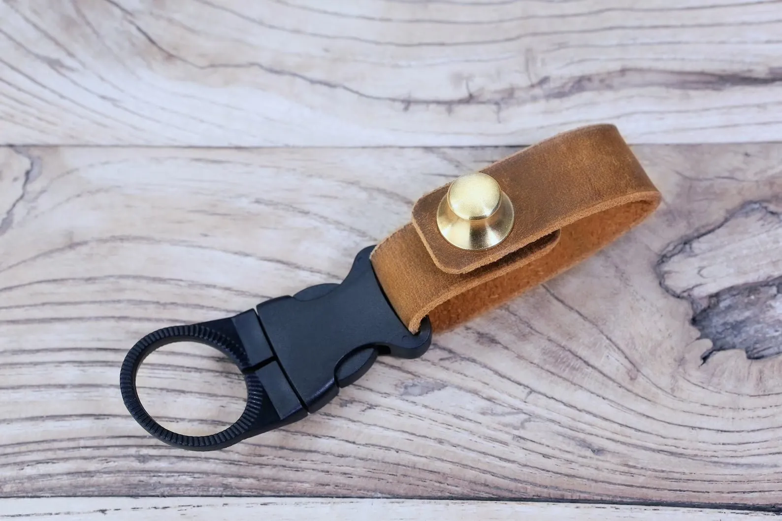 Vintage leather water bottle holder belt carrier for walking