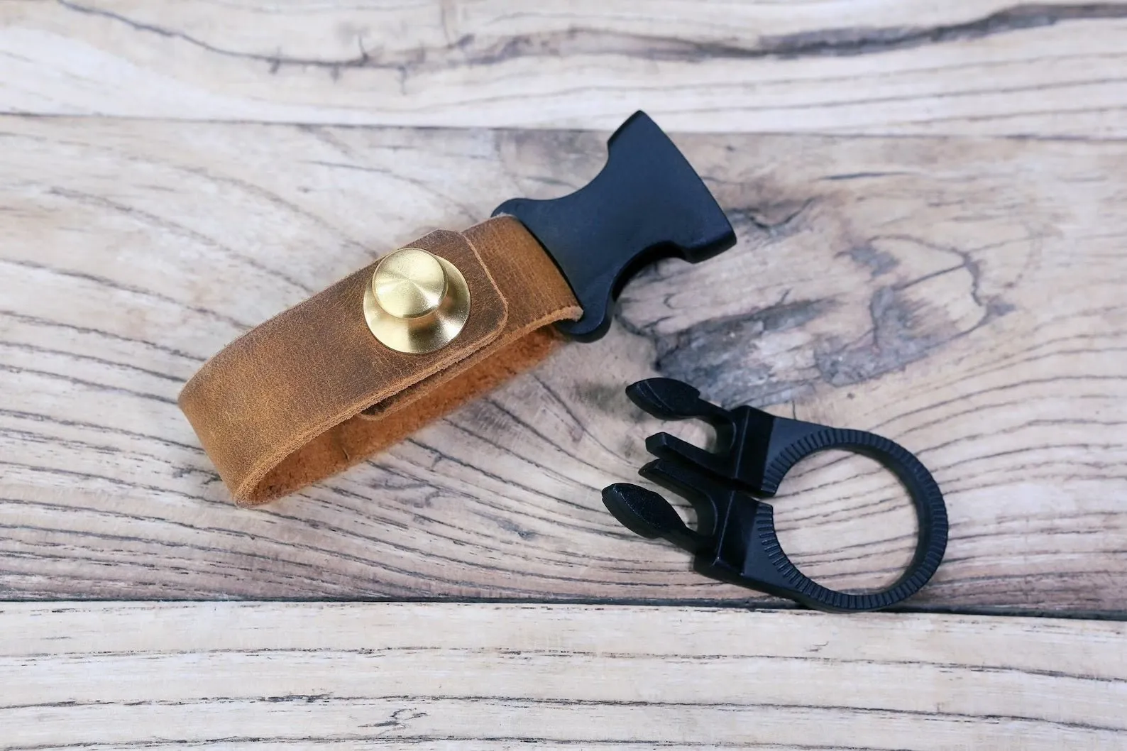 Vintage leather water bottle holder belt carrier for walking