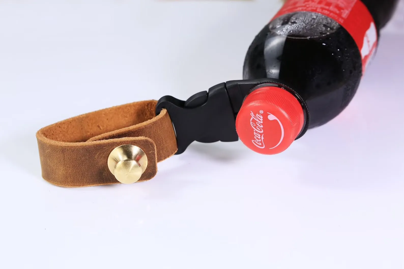 Vintage leather water bottle holder belt carrier for walking
