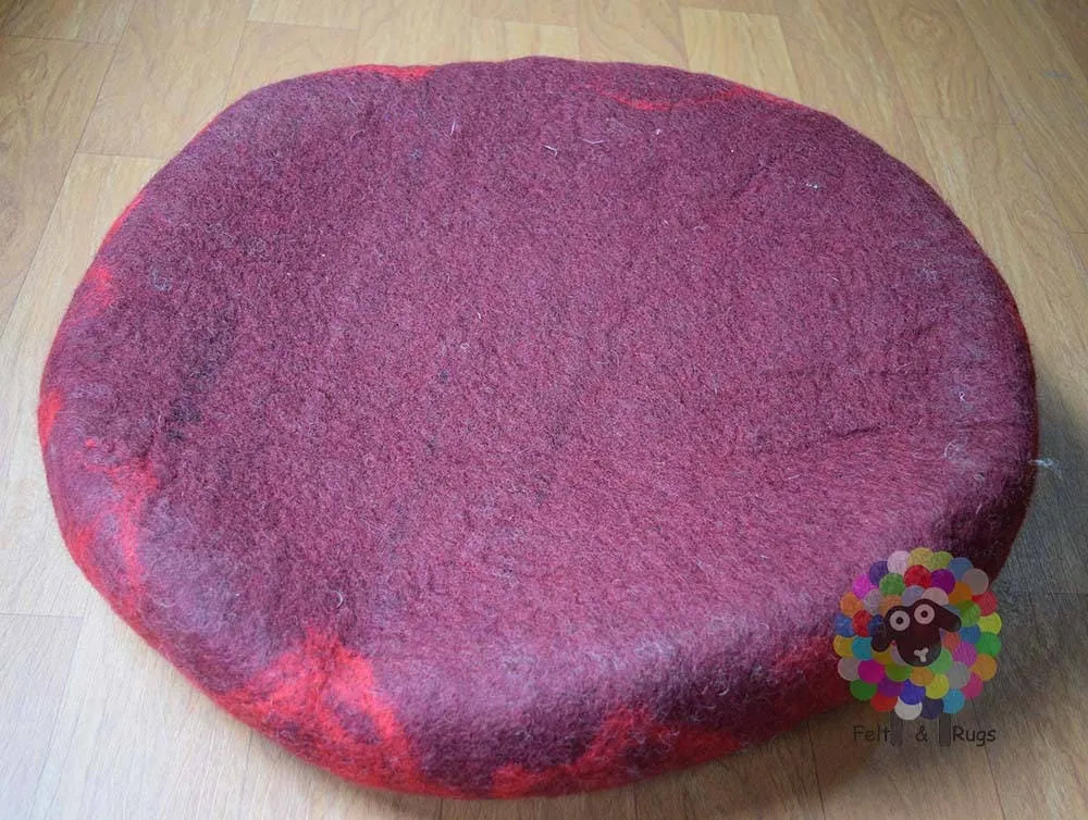 XLARGE Felt Cat Cave  (50 cm or 20 Inches Diameter) Cat Bed / Pet Bed / Puppy Bed / Cat House. 100 %  Wool HANDMADE